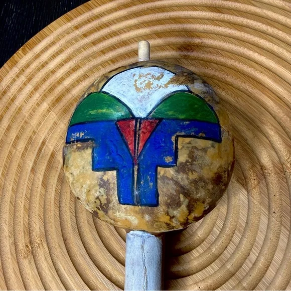 Vintage Native American Handmade & Painted Shaman Hopi Ground Rattle